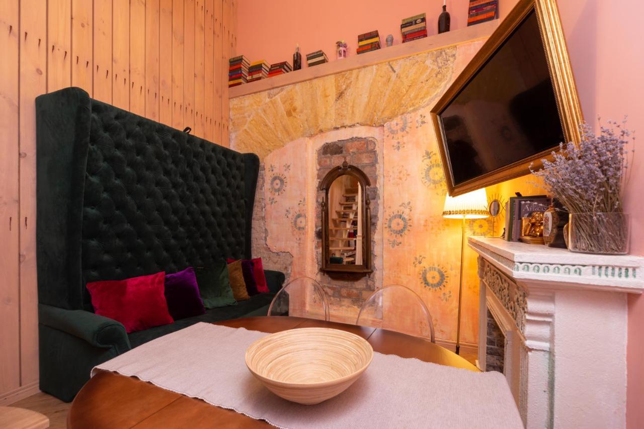 Трирівневий Лофт Із Спальнею-Укриттям Self Check-In 247 โอเดสซา ภายนอก รูปภาพ